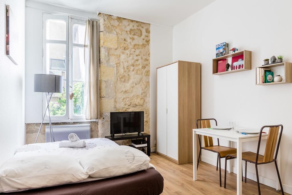 Appartement Studio With A Courtyard In The City Center à Bordeaux Extérieur photo